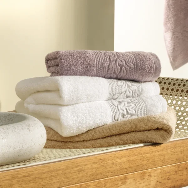 Toalha Karsten Provence Jacquard - Gramatura: 420g/m²